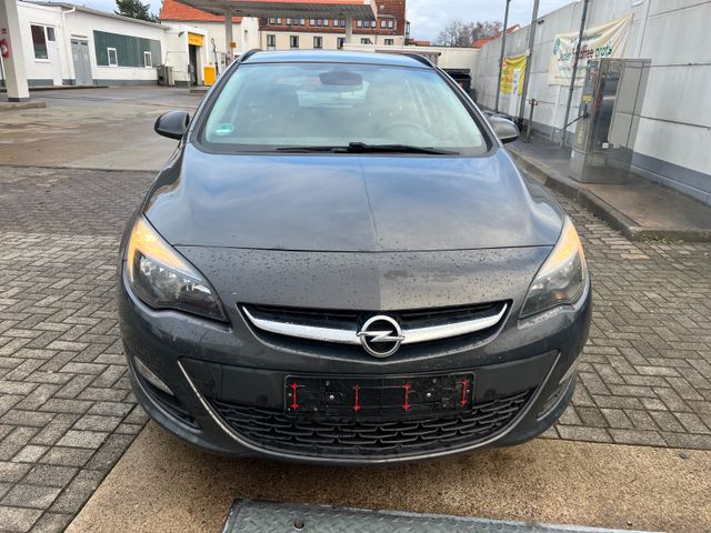 Opel Astra J Sports Tourer Style