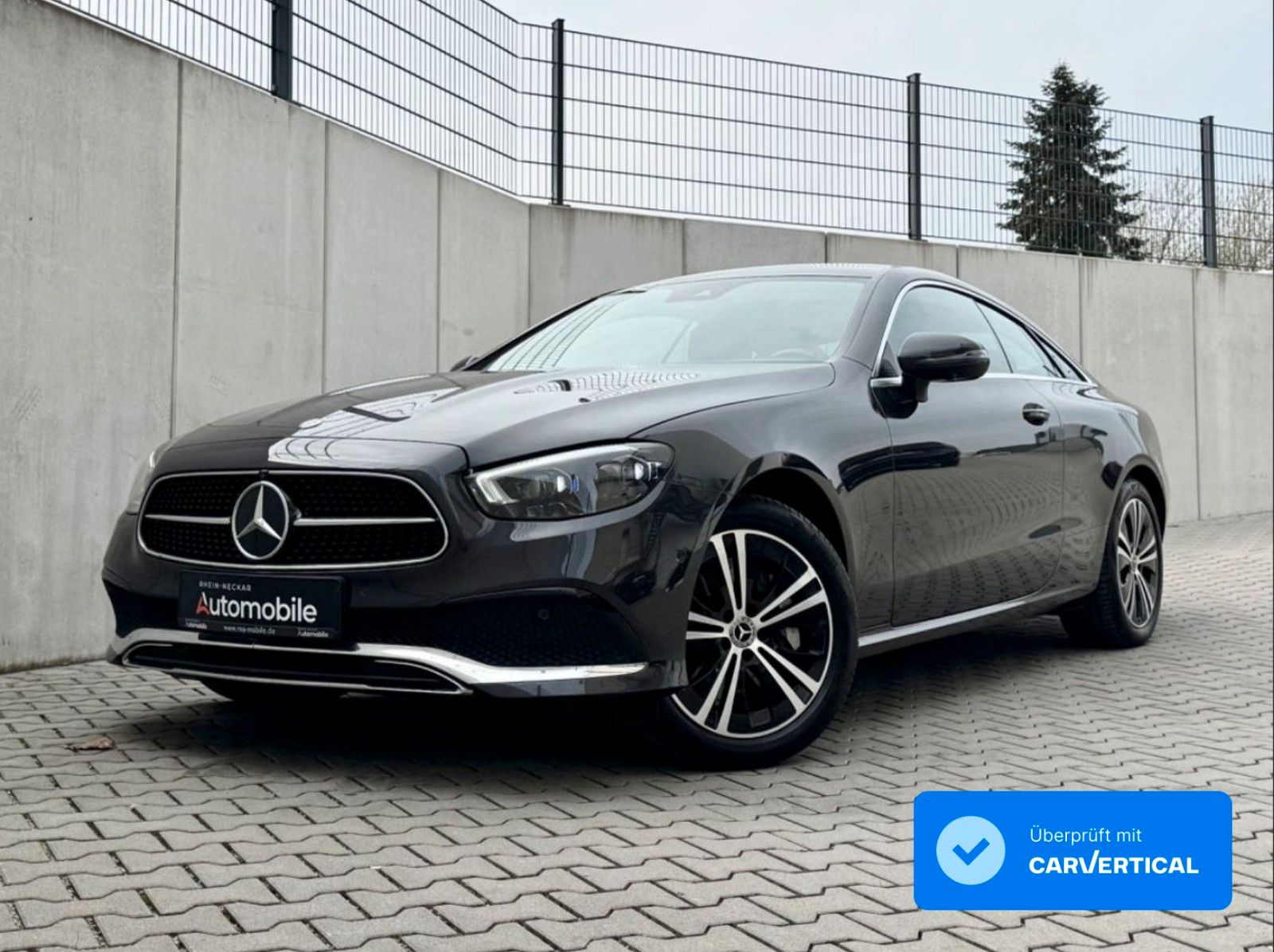 MERCEDES-BENZ E400d 4M Coupe/Multibeam/360°/Spur/1.Hand/SR+WR