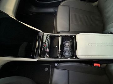 Ford Explorer Select RWD