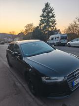 Audi A4 Avant 2.0 TDI Automatik - Alufelgen -Nav