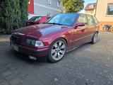 BMW 323i touring 323i - BMW 323: Kombi, 323i