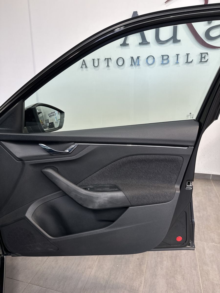 Fahrzeugabbildung SKODA Scala 1.5 TSI DSG Style LED+ACC+KAMERA+SHZ+CARPL