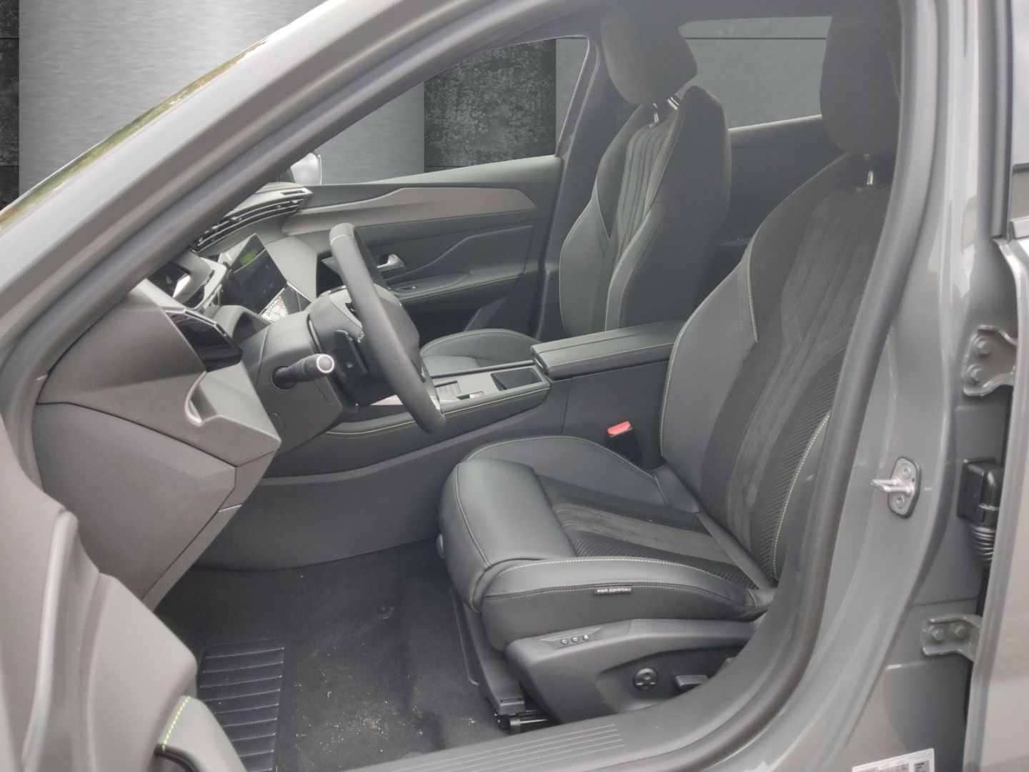 Peugeot 408 - Bild 8