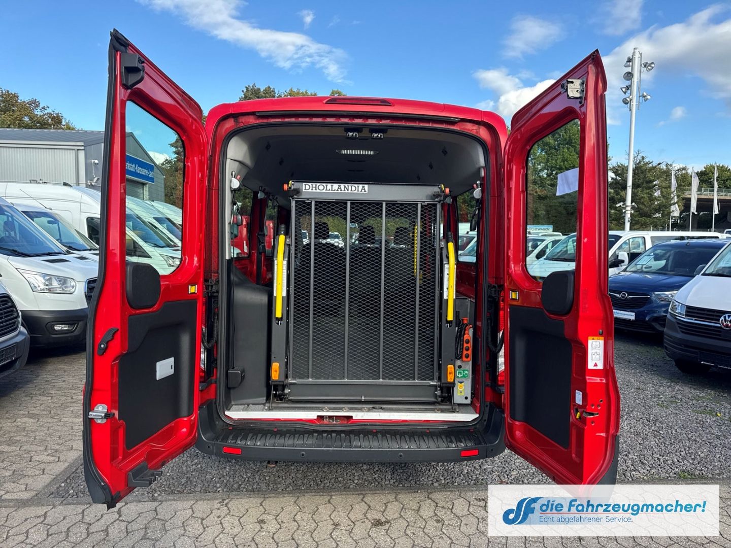 Fahrzeugabbildung Ford Transit Kombi 350 L3 2.2 TDCi DPF *2495 *KLIMA *