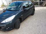 Peugeot 206 1.4 75 - - Peugeot 206 aus 2011