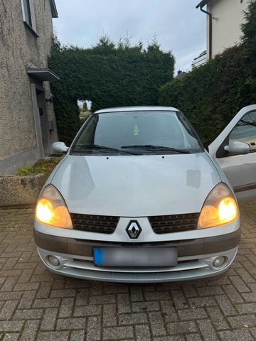 Renault Clio Tüv bis 12/25