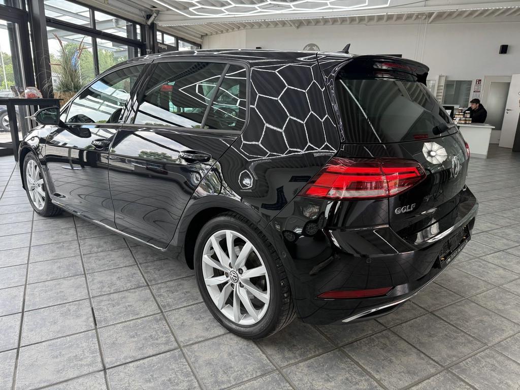 Volkswagen Golf VII 1.5 TSI IQ.DRIVE, Standheiz., ACC, Navi