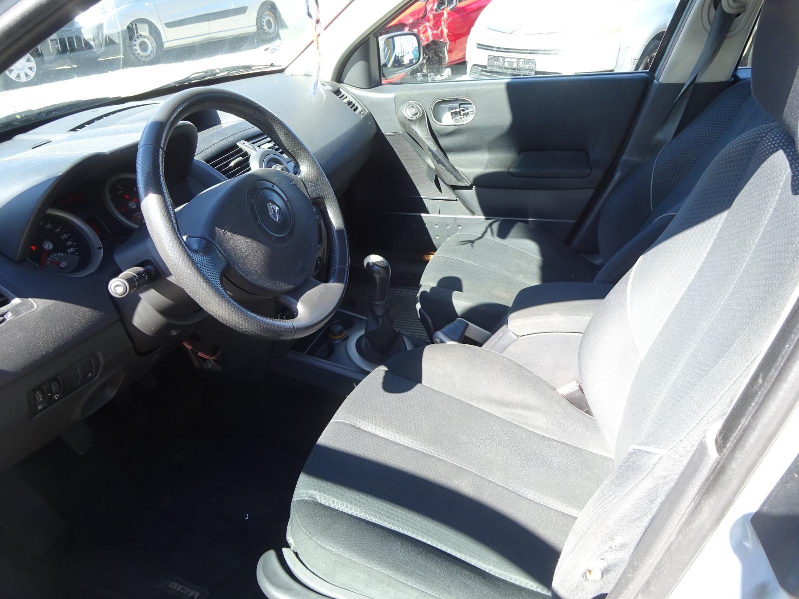 Renault Megane 2004 — photo 7