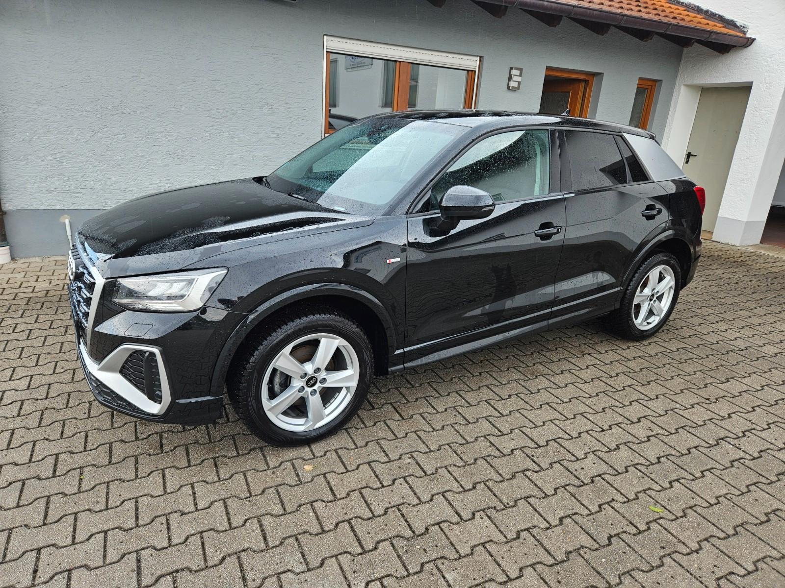 Audi Q2 35 TFSI S line