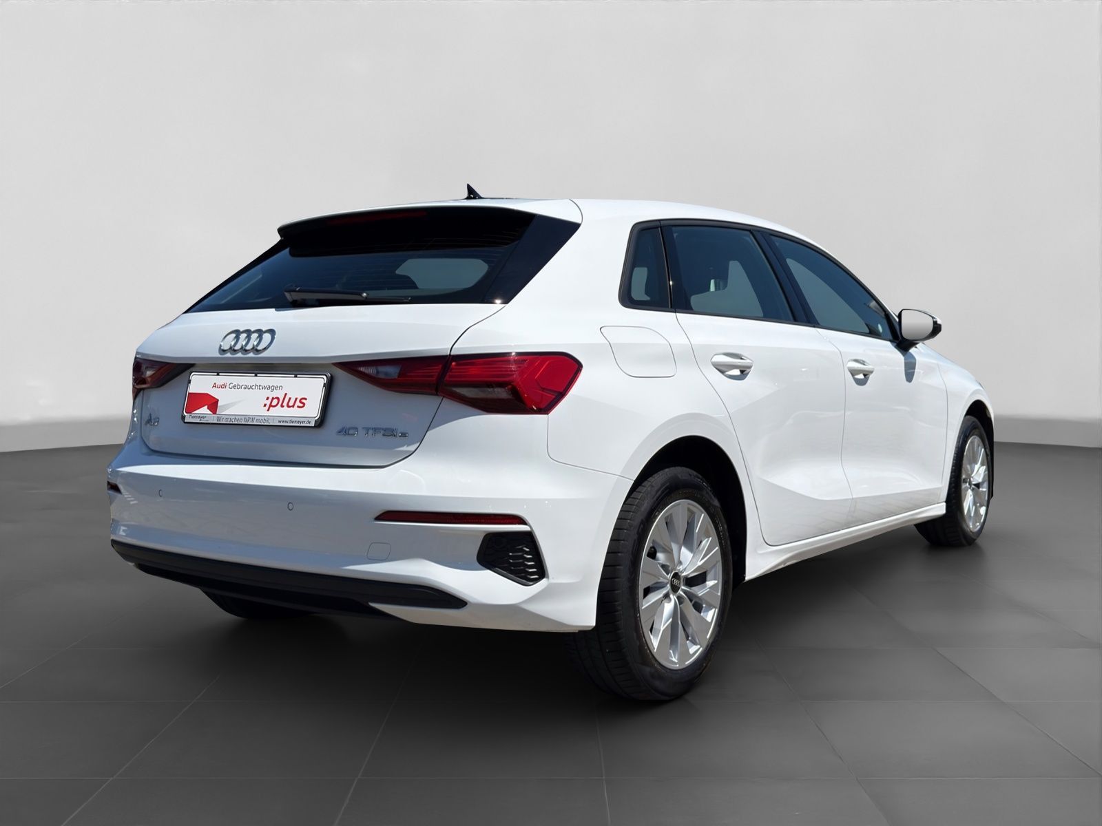 Audi A3 Sportback 40 TFSIe SITZHZG LM DAB imagem 3
