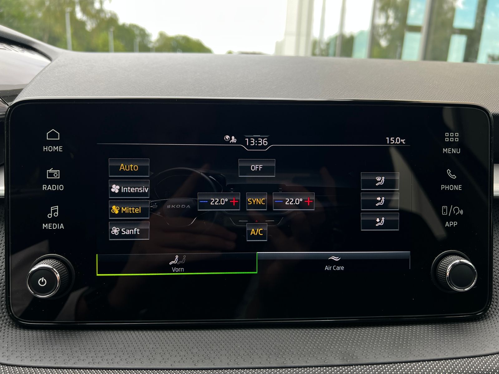 Fahrzeugabbildung SKODA Fabia  Selection 1.0 MPI *Climatronic, LED, Einp