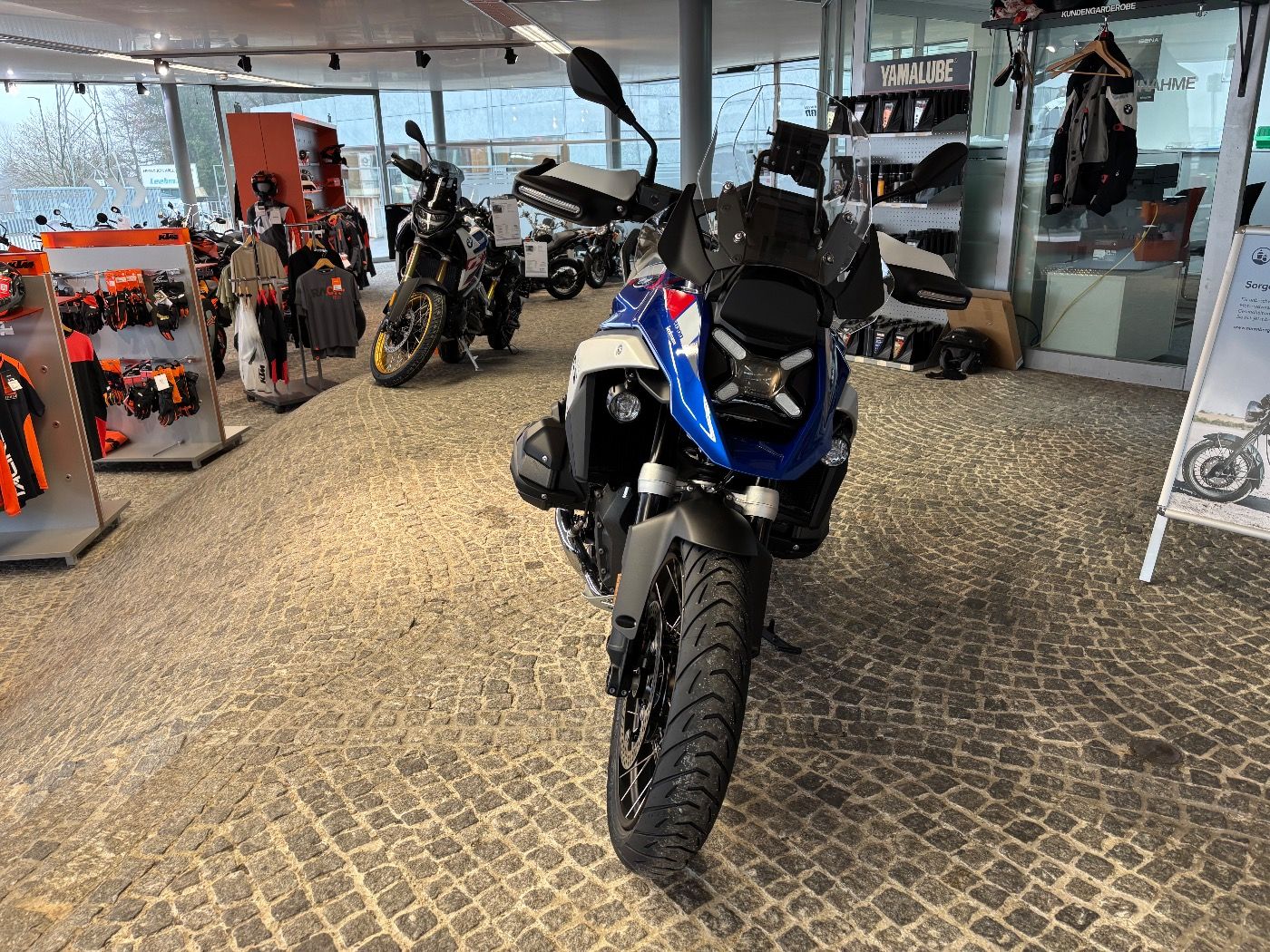 Fahrzeugabbildung BMW R 1300 GS Trophy 3 Pakete ACC
