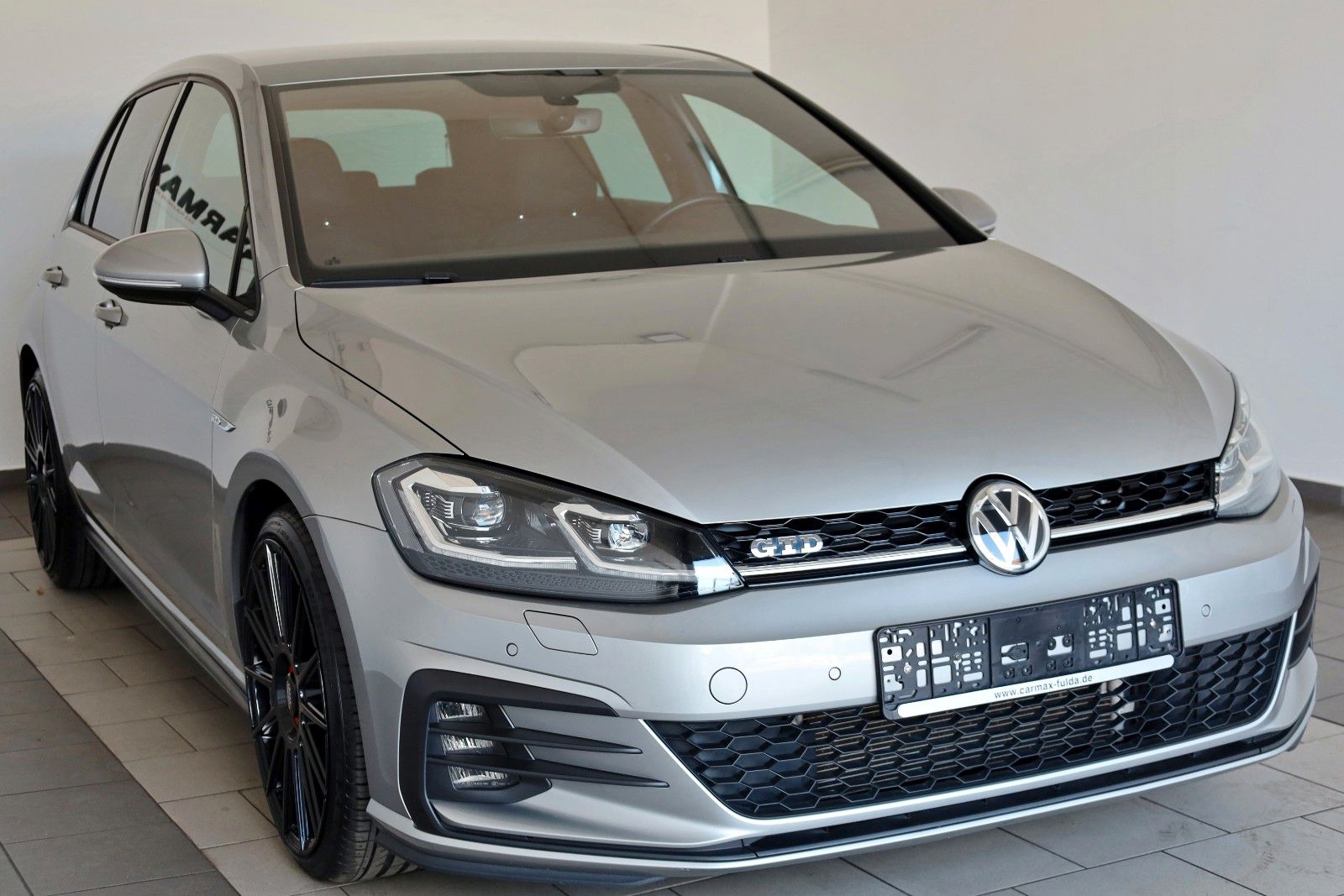 Fahrzeugabbildung Volkswagen Golf VII Lim. GTD Navi,LED,Kamera,SH,PDC,SR+WR