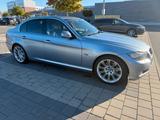BMW Bmw 3-er, Automatik Facelift E-90, 325i - BMW 325 in Leipzig