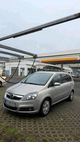 Opel opel zafira 1,9 cdti - Opel Zafira aus 2007 mit Diesel-Antrieb