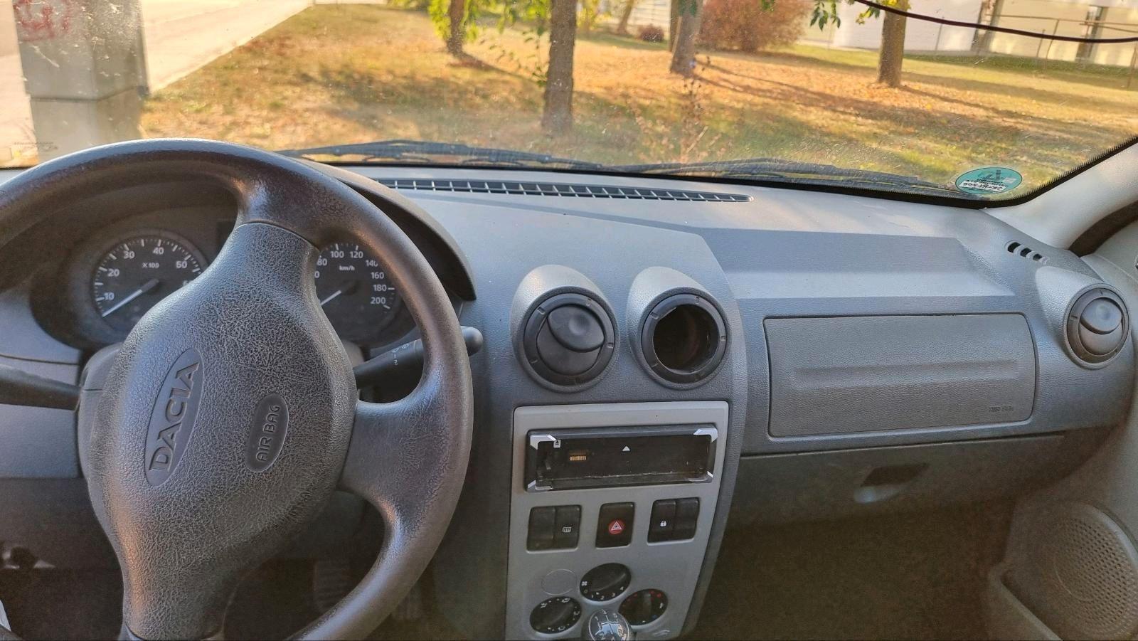 Dacia Logan 2009 — photo 6