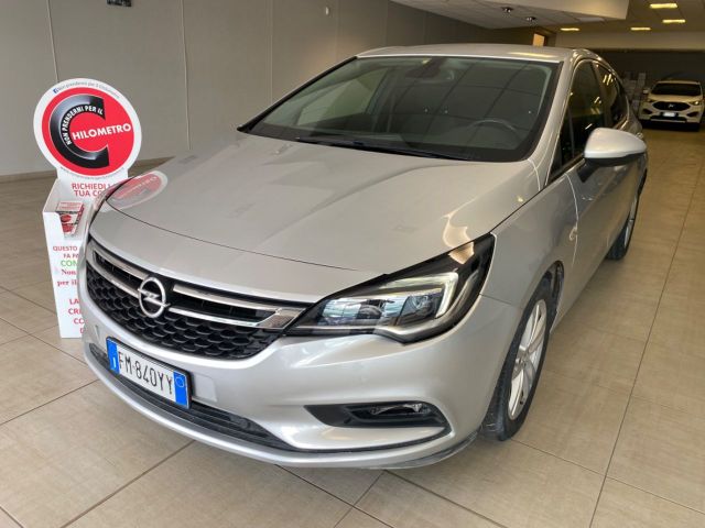 Opel Astra Berlina 1.6 136CV 5P NEOPATENTATI Gar