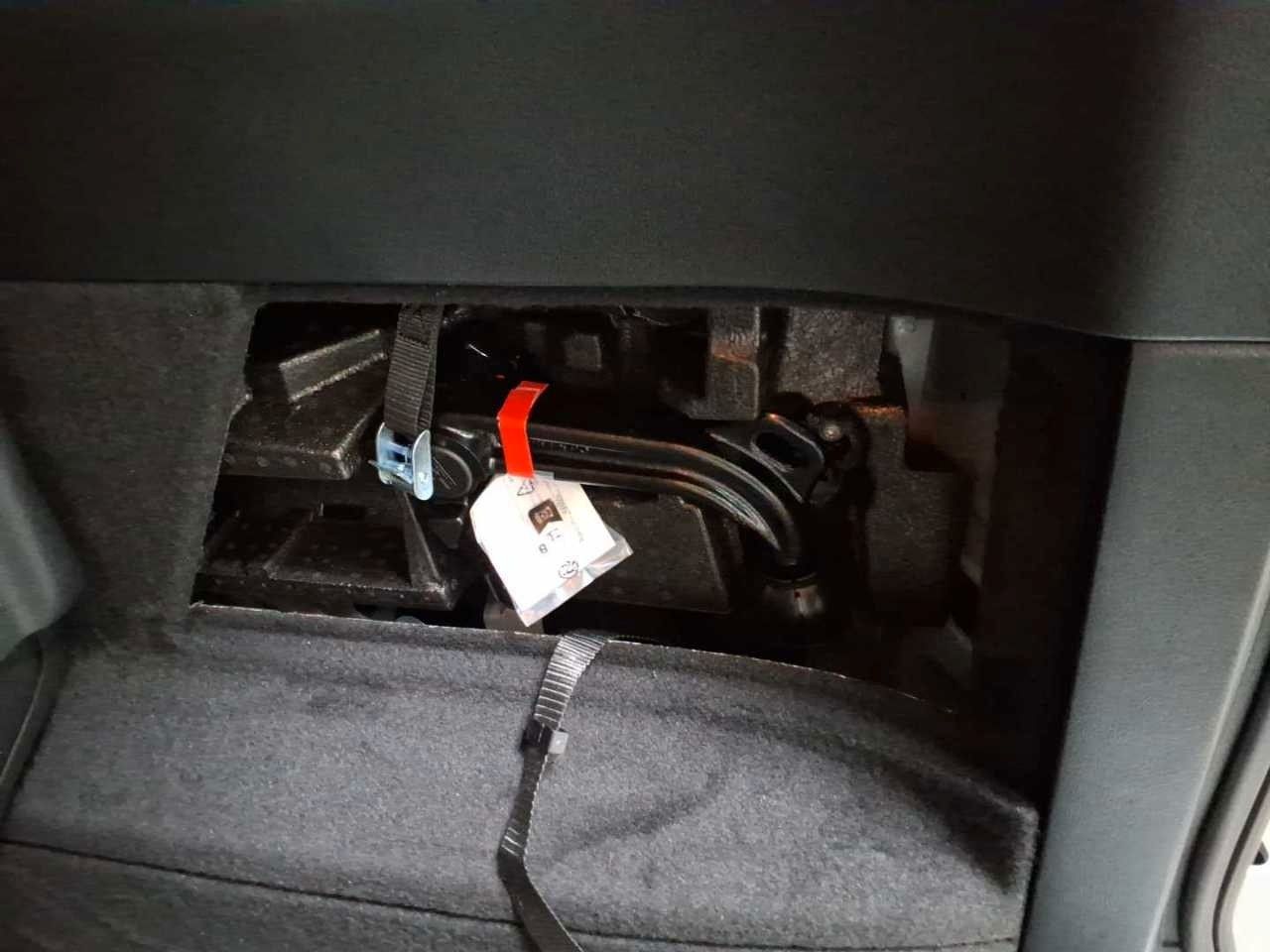 Fahrzeugabbildung Mercedes-Benz Vito 119 CDI Tourer 4x4 2xKlima AHK2,5to Stdheiz