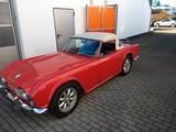 Triumph  TR4 1965 in rot Zeitloser britischer Oldtimer - Triumph TR4 Gebrauchtwagen