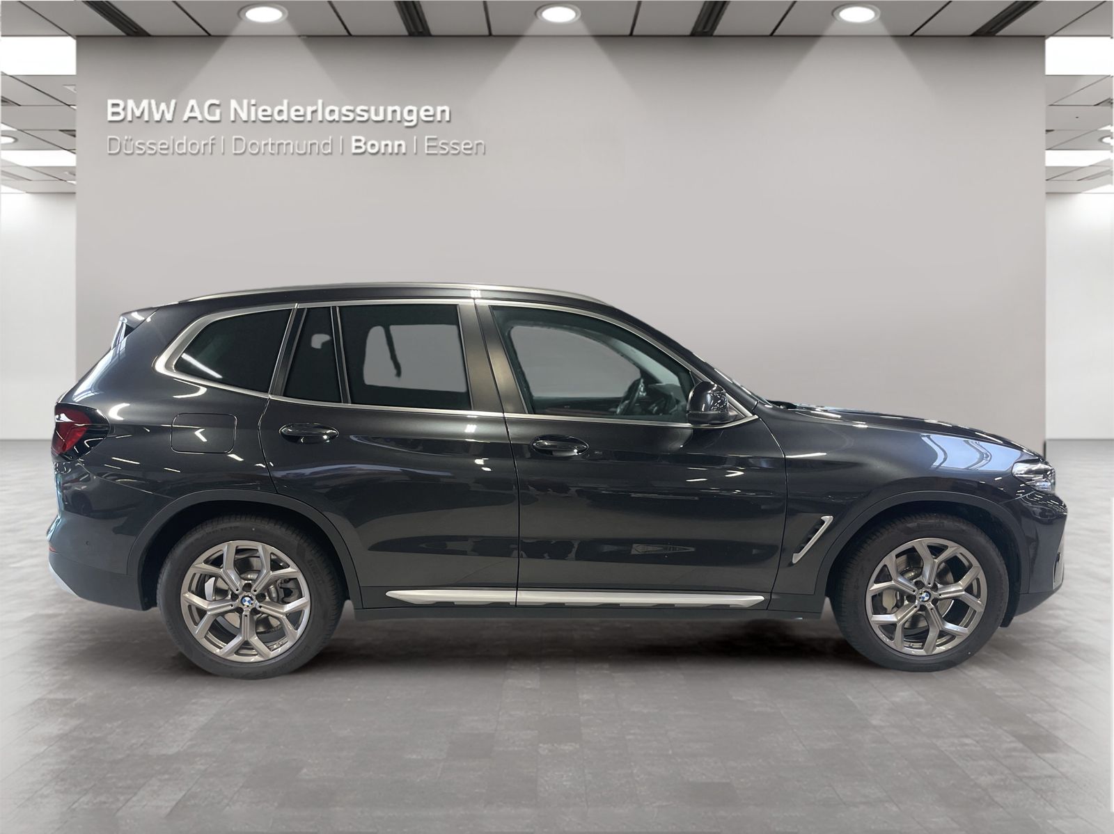 BMW X3 xDrive30d Navi AHK Kamera Sportsitze LED foto 4