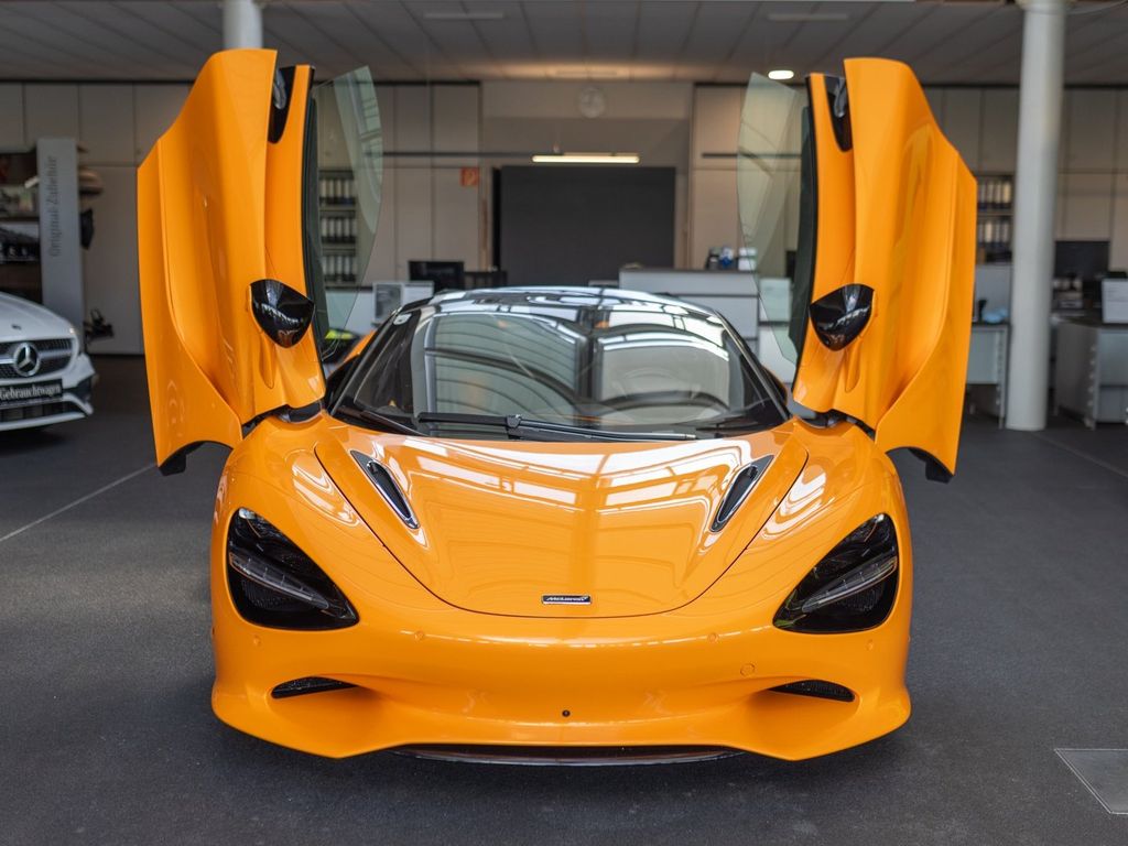 Image of McLaren 750S