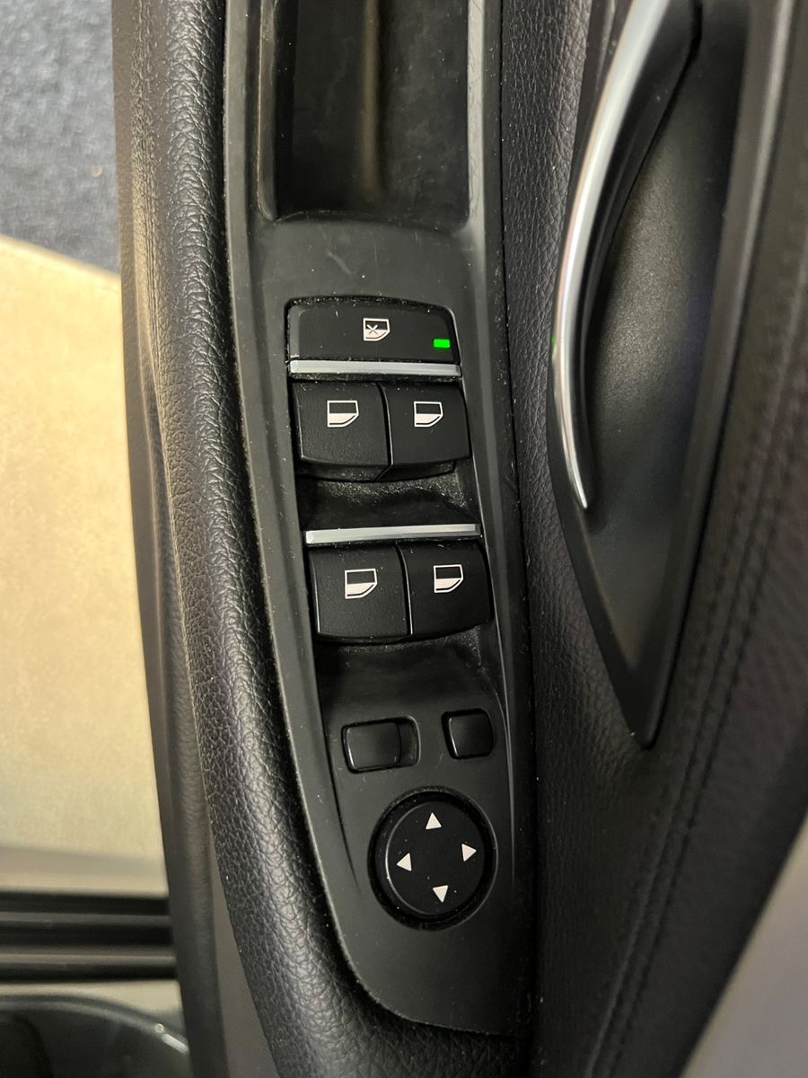 Fahrzeugabbildung BMW 530 5 Lim. M SPORT PAKET * LCI * HEAD-UP*