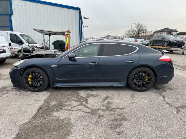 Porsche Panamera Turbo