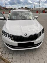 Skoda Octavia 2.0 TSI DSG 4x4 Style Combi Style - Skoda Octavia von privat