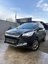 Ford Kuga 2.0 TDCi Automatik 4x4 1.HAND/TEMPOMAT/AHK - Ford Kuga mit Anhängerkupplung