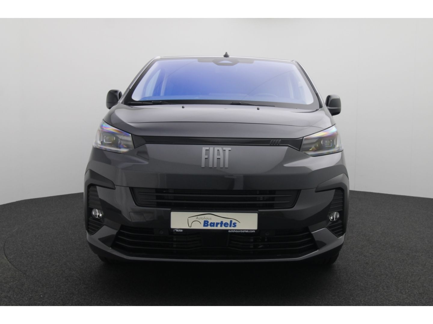 Fahrzeugabbildung Fiat Ulysse series 4 ICON L3 Diesel Totwinkelass.LED
