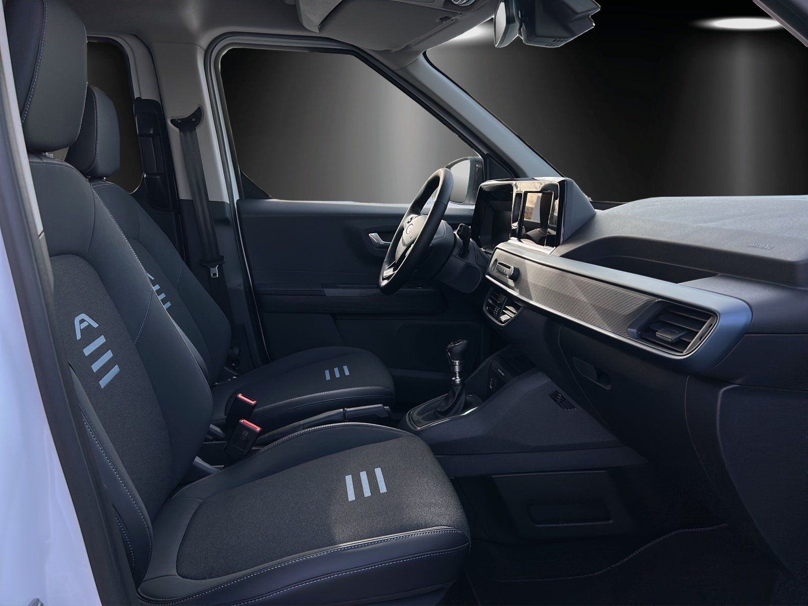 Fahrzeugabbildung Ford Tourneo Courier 1,0 Ecoboost Active