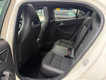 صورة مصغرة 16 لـ 2014 Mercedes-BENZ GLA