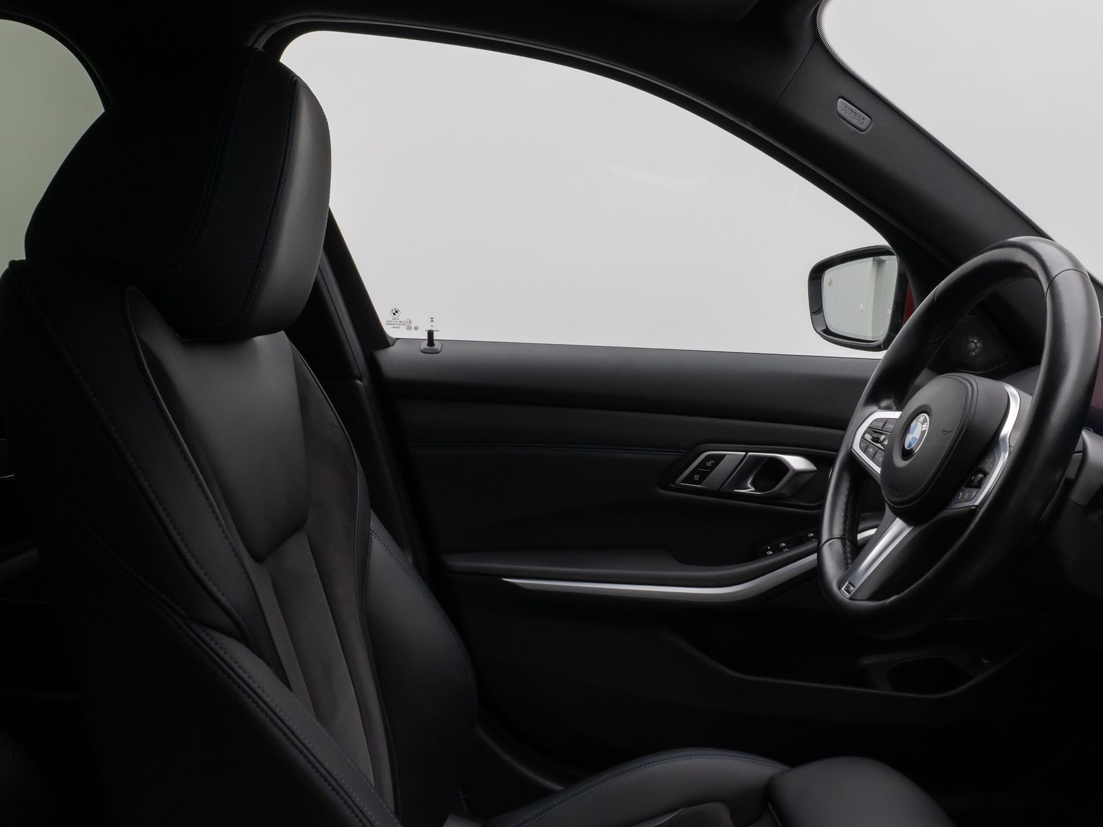 Fahrzeugabbildung BMW 320d M Sport Kamera HUD DAB H/K Komfort 19Zoll