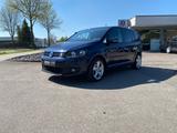 Volkswagen Touran Klima / Radio / Sitzheizung - VW Touran Gebrauchtwagen in Krefeld