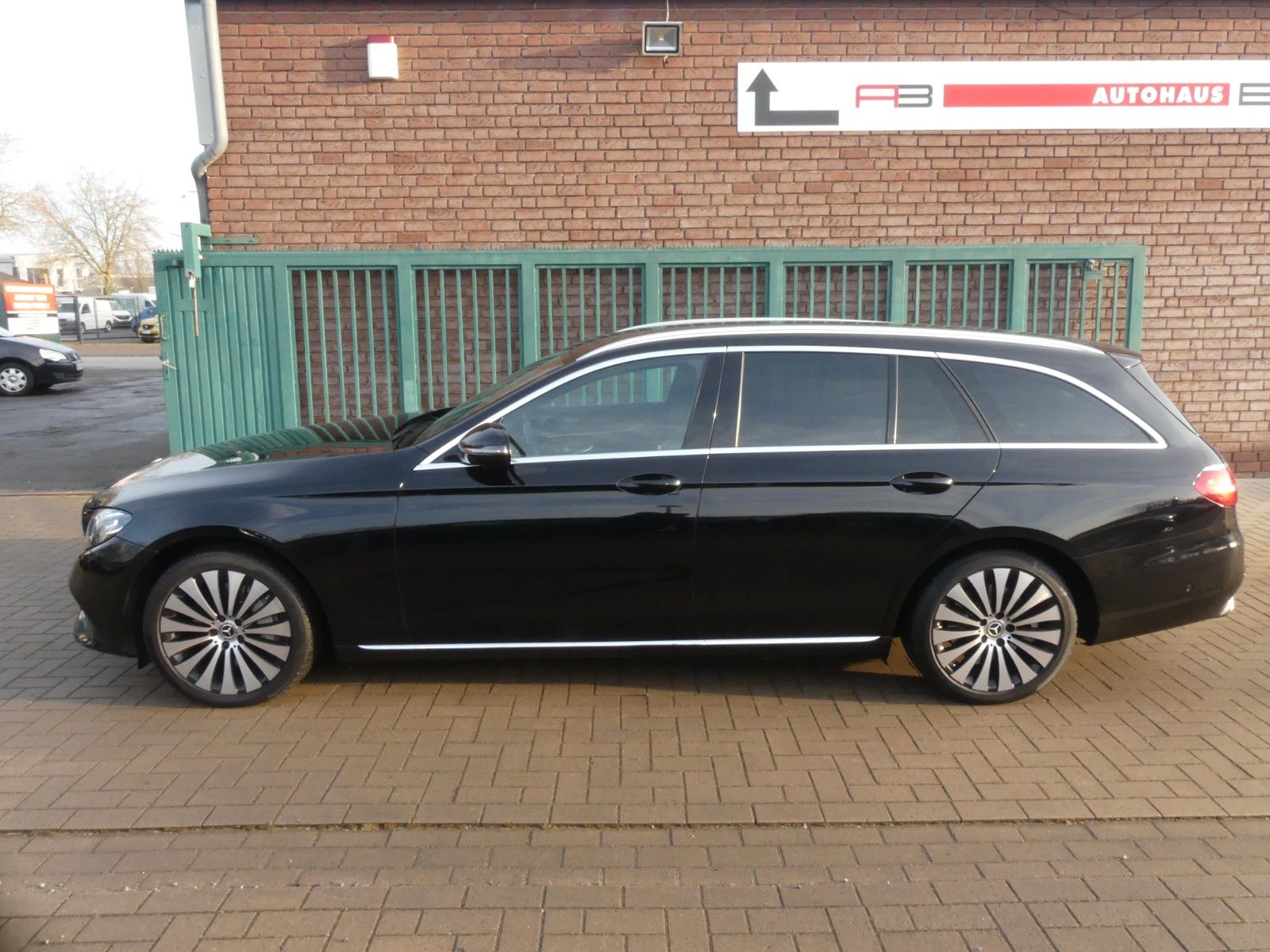 MERCEDES-BENZ E 350 E -Klasse T-Modell Automatik