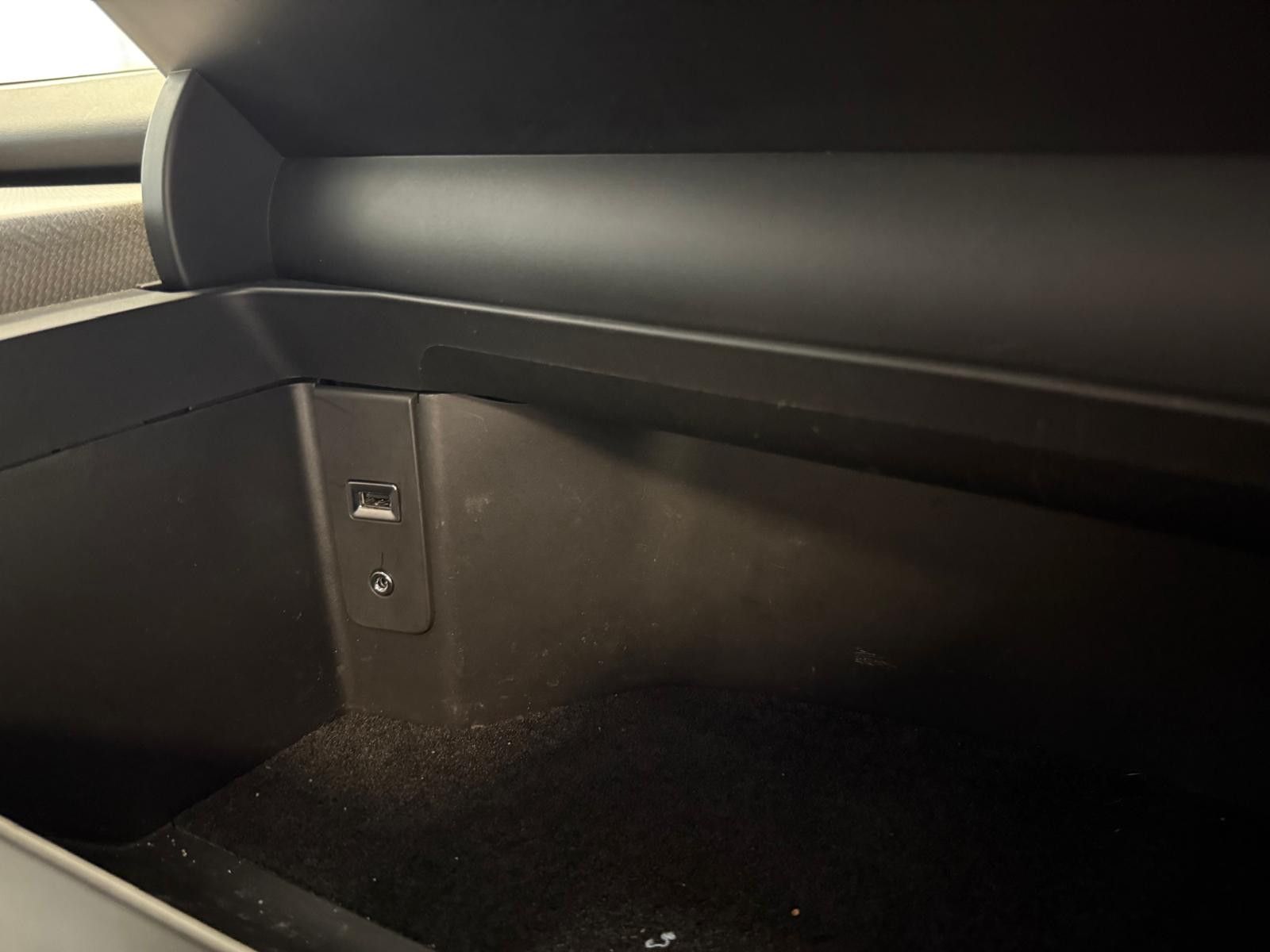 Fahrzeugabbildung Citroën C4 Cactus Shine/ KAMERA/NAVI/8.FACH BEREIFT