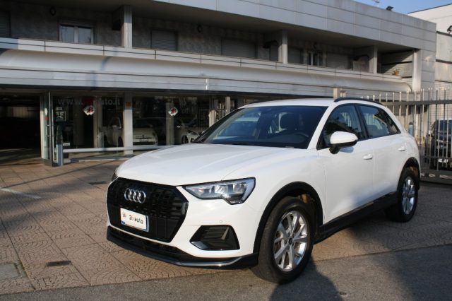 Audi AUDI Q3 35 TFSI S tronic Business Advanced
