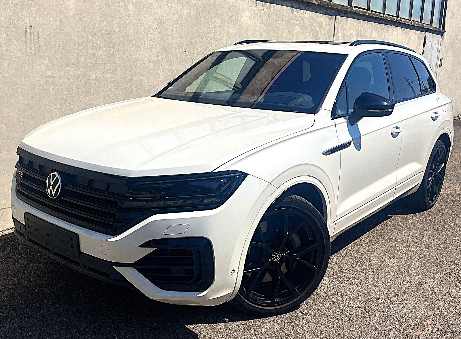 Volkswagen Touareg 3.0 V6 eHybrid 4MOTION R Luft Stand HuD foto 1