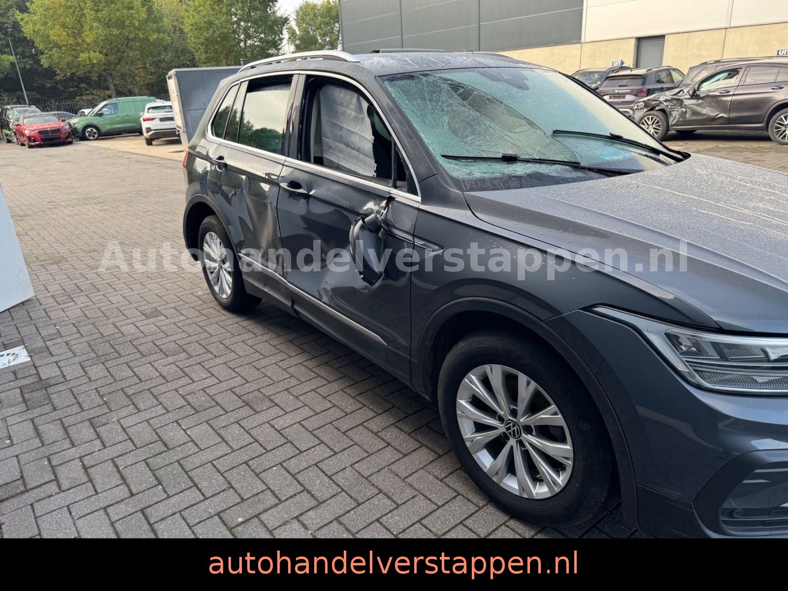 Volkswagen Tiguan Life TSI 110KW CarPlay LED