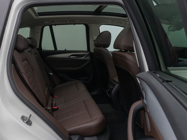 Foto Nummer 26: BMW X3
