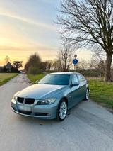 BMW E90 325i | TÜV 07/27 | Navi Prof | Xen... - BMW 325 in Krefeld