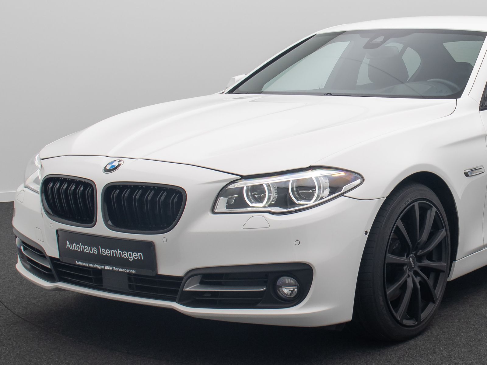 Fahrzeugabbildung BMW 535i Activehybrid5 HUD DAB H/K 360&deg;Sport SoftCl