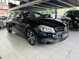 Mercedes-Benz A180 Style 7G-AUTOMATIK BIXENON KAMERA SHZ KLIMA - Mercedes-Benz A 180 mit Benzin-Antrieb