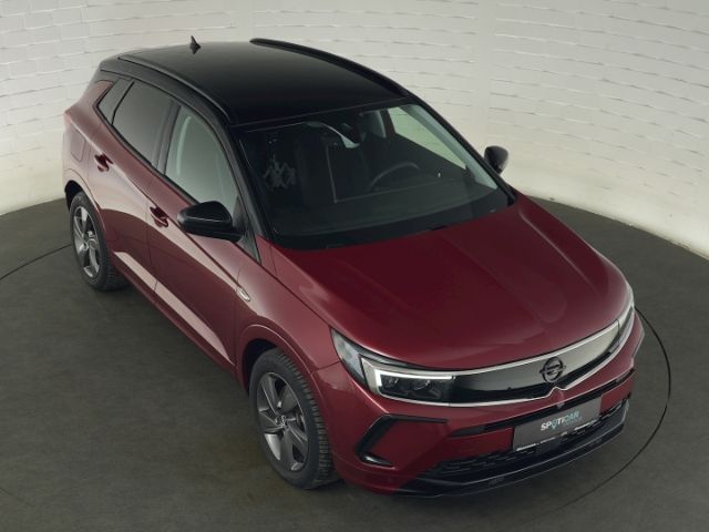 Grandland GSe 4X4 PHEV AT+NAVI+360 GRAD KAMERA+L