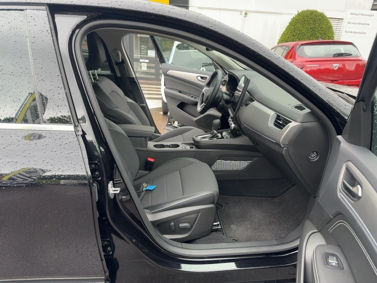 Fahrzeugabbildung Renault Arkana Techno TCe 140 EDC SHZ