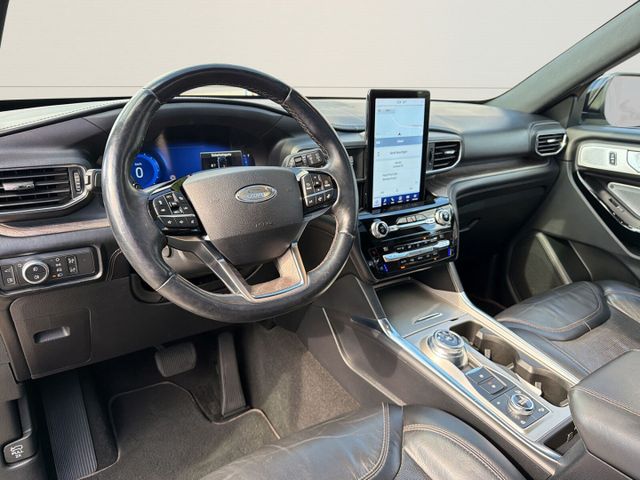 Ford Explorer Platinum Plug-in-Hybrid 4x4 7-Sitzer