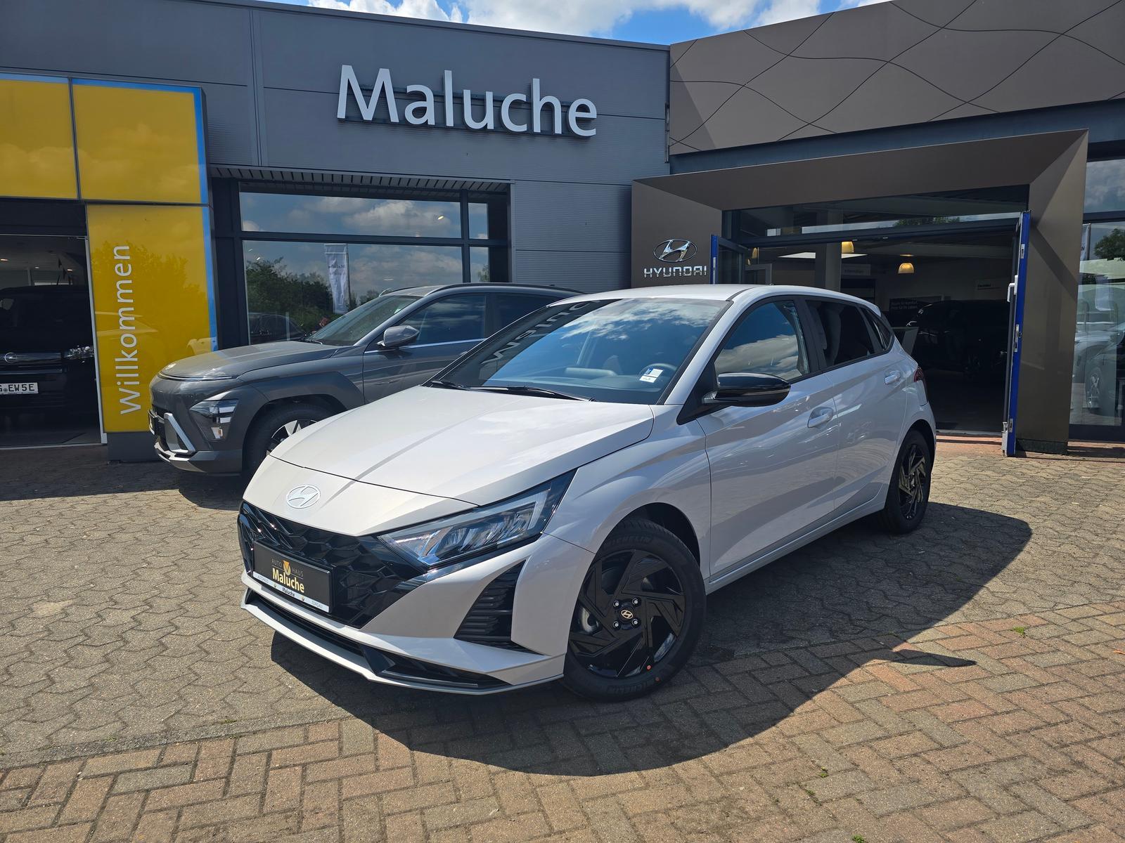 Hyundai i20 Blackline 90PS+Bose+Navi+LED+Kamera+Sitzhzg+