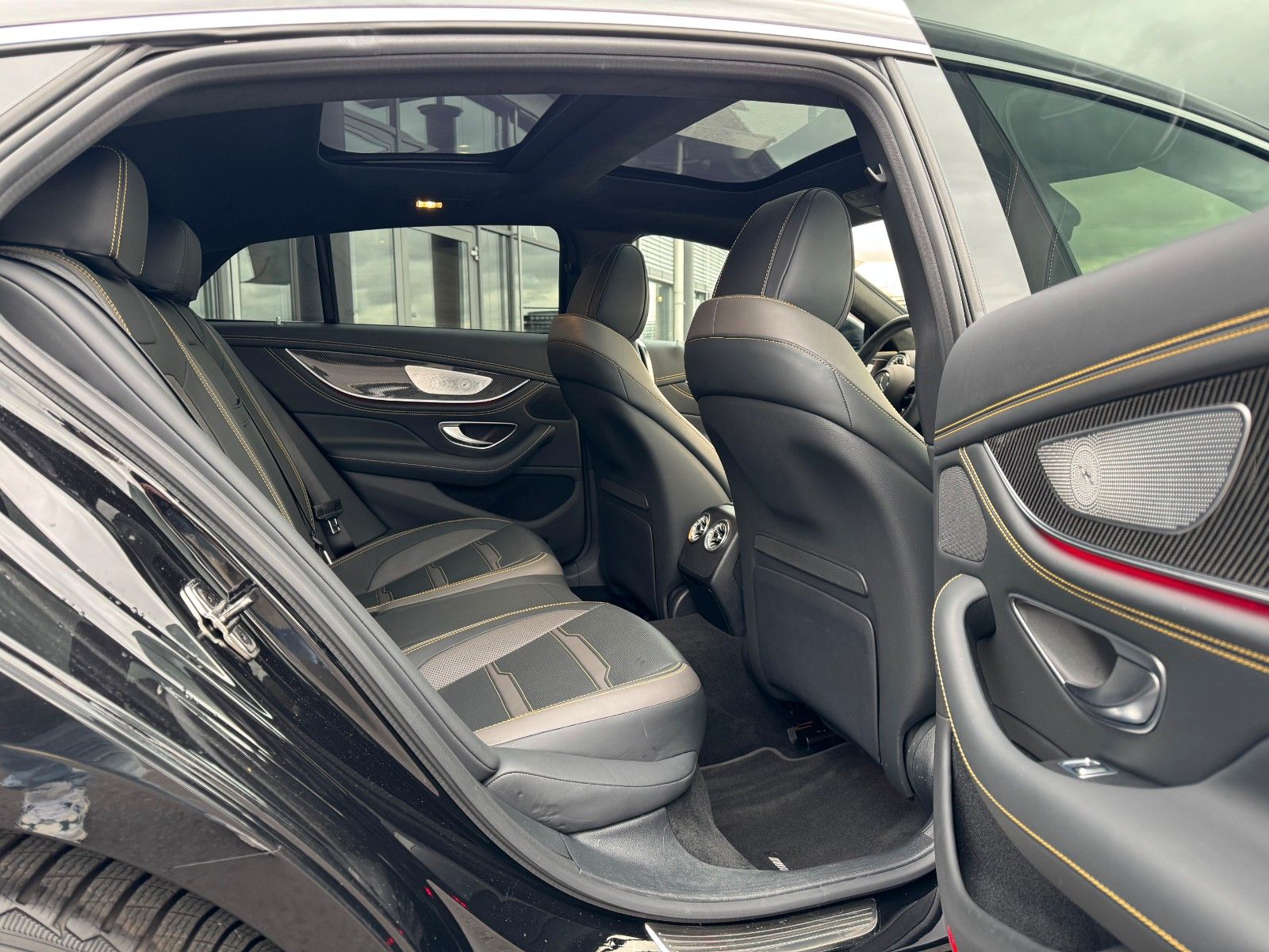 Fahrzeugabbildung Mercedes-Benz AMG GT 43 4M+AGA+Burm+Pano+HUD+360