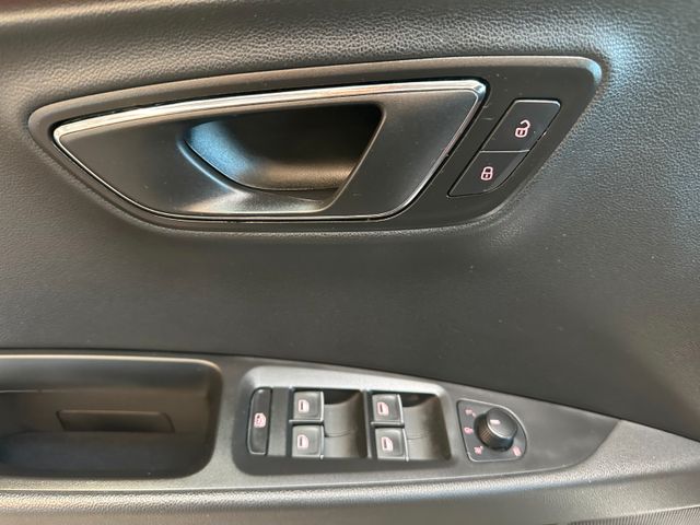 MYAUTOCENTER – Gebraucht- und Jahreswagen mit Werkstattservice in Pfaffenhofen Seat Leon ST FR *LED*Teilleder*Klima*