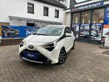 Toyota Aygo AYGO x-play Team D - Toyota Aygo (X) in Mönchengladbach